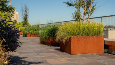 Maximizing Business Appeal: The Strategic Role of Commercial Outdoor Planters