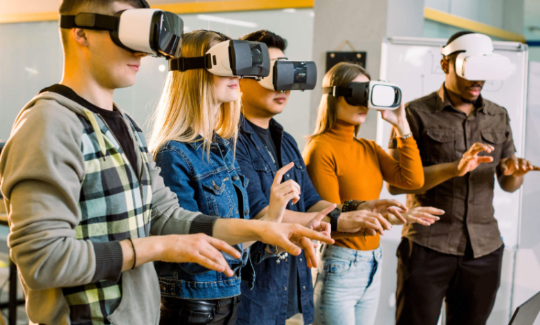 Behind the Scenes of a Successful Virtual Event: Insights from Industry Experts