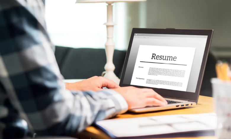 Step-by-Step Guide to an Effective Executive Assistant Resume Format